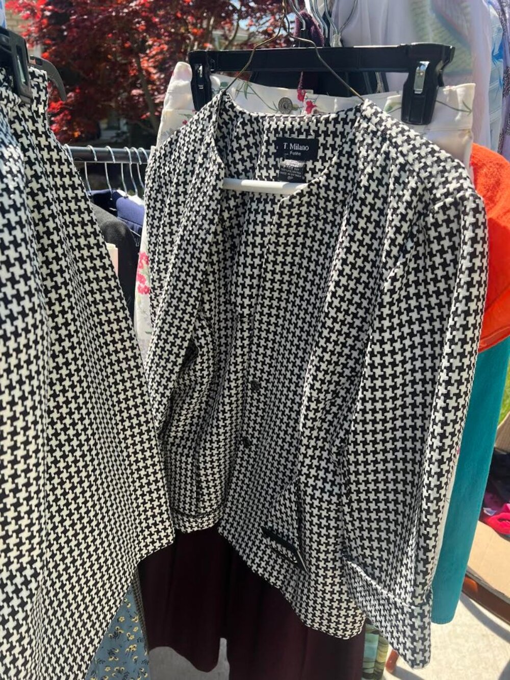T Milano Houndstooth Blazer and Skirt Set 8P